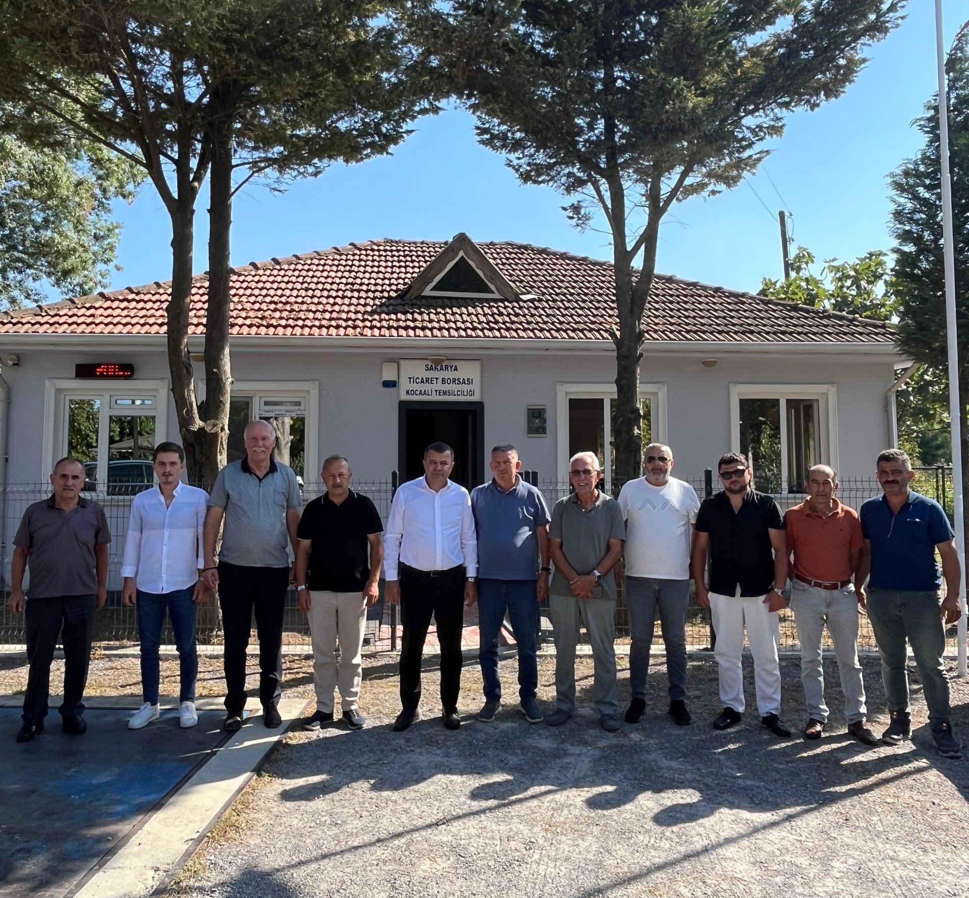 Kocaali Bölgesi fındık esnafı ile sezon öncesi istişare toplantısı gerçekleştirdi